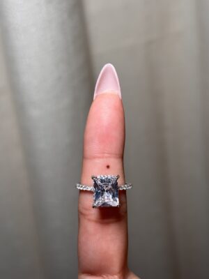 Anillo Majestad Radiante