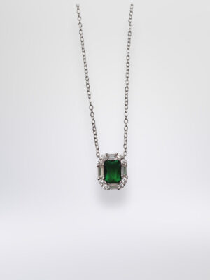 BBC1DE60-3F55-41DC-A29A-C000E4985C3E Cadena Emerald Royal