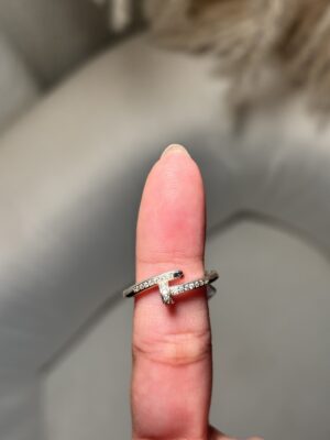Anillo Clavo