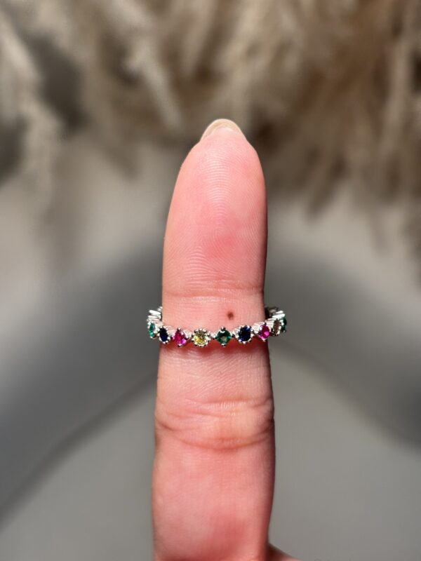 Anillo Jardín de Gemas