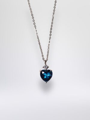 055b68fb-92e2-4316-9971-575df9766414 Collar Corazón Azul