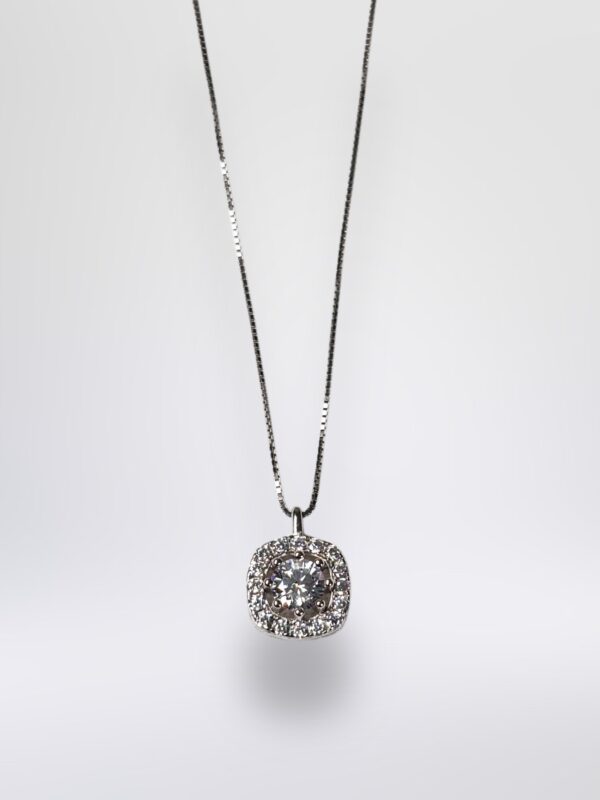 Collar Punto de Luz Cuadrado en Plata S925 🤍