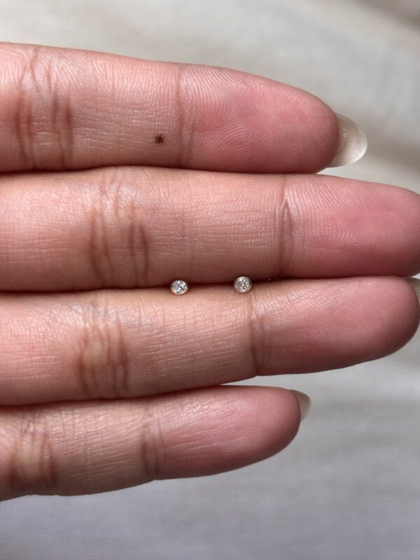 Topos mini redondos transparentes con broche de seguridad