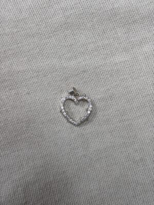 Dije corazon rosa